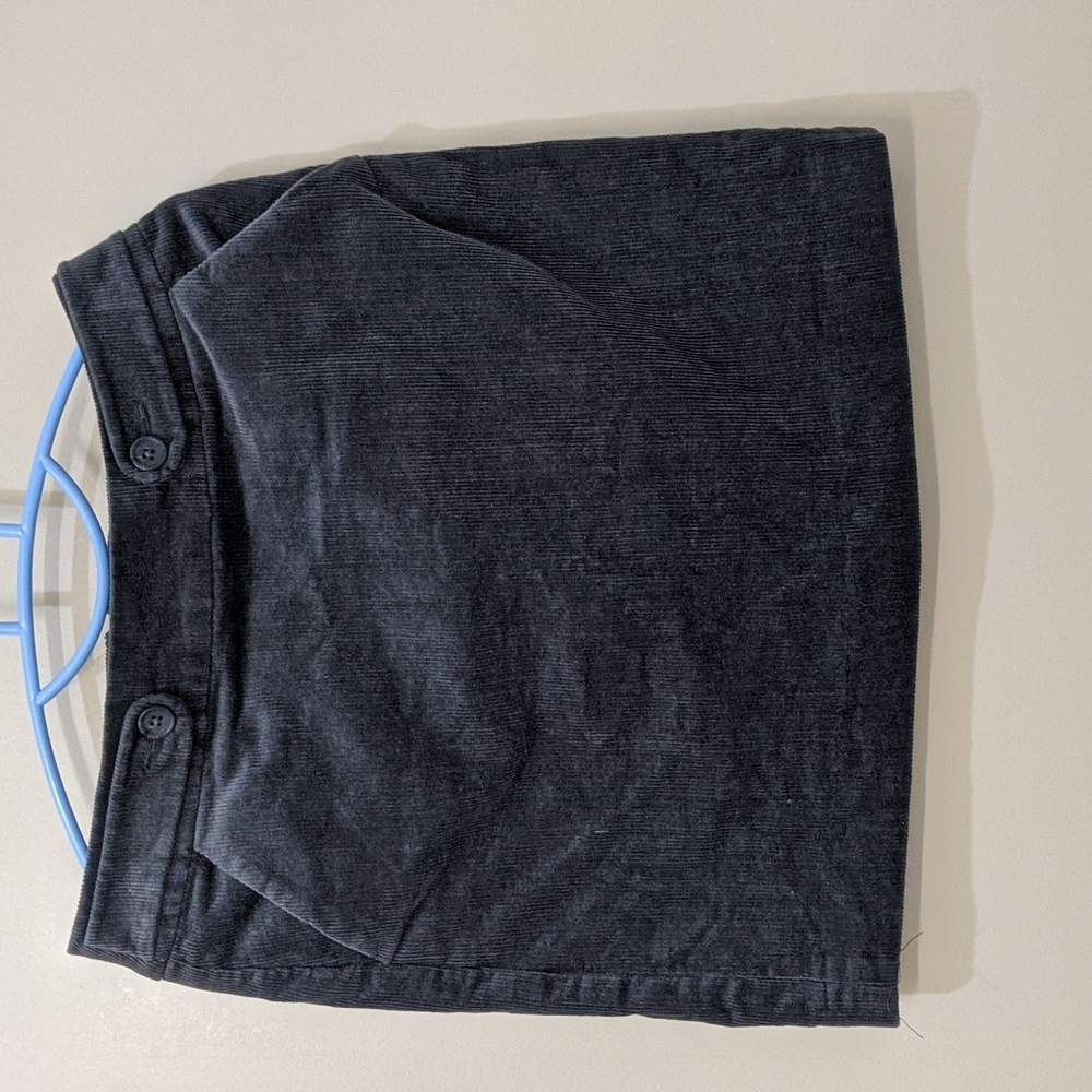 Like new corduroy skirt